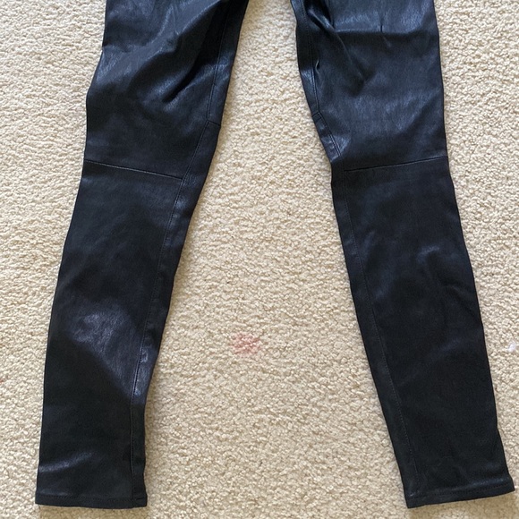 Gap leather skinny jeans size 26 in black only worn twice . Very soft leather . - Picture 8 of 9